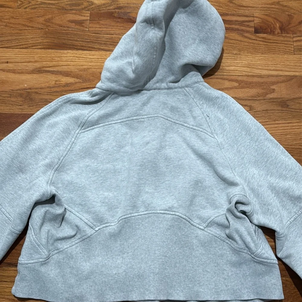 Lululemon oversized scuba XS/S - Picture 9 of 10